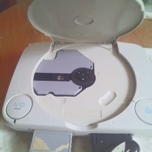 Original PlayStation Slim Console SCPH-101